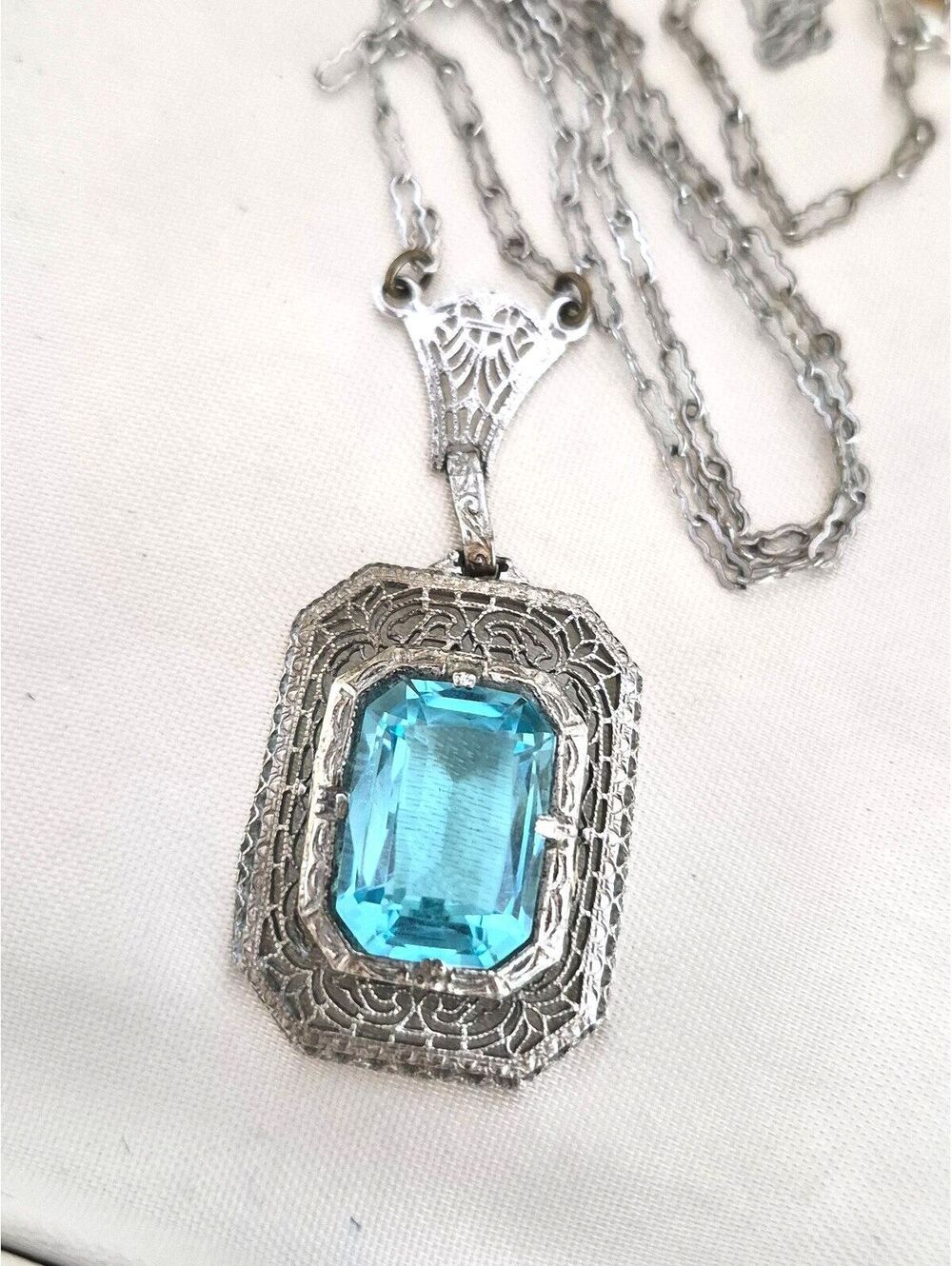 Vintage Sterling Silver Art Deco Filigree Topaz Necklace